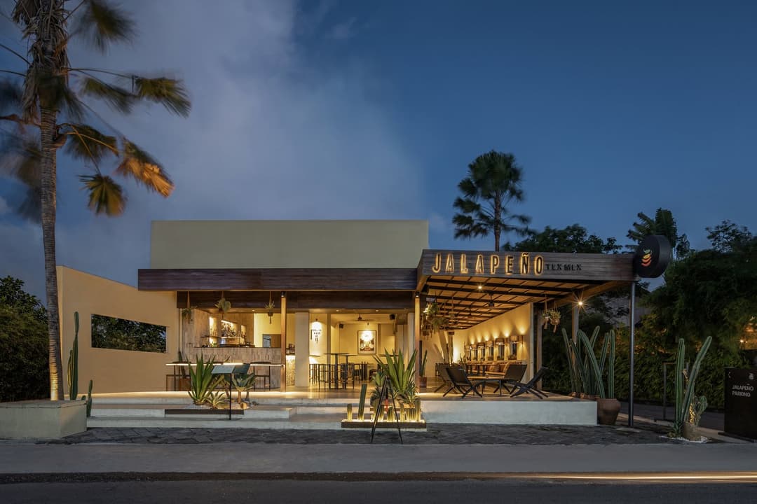 Tuna Tostada in Bali: A Fresh Nachos Highlight at Jalapeño Mexican Restaurant